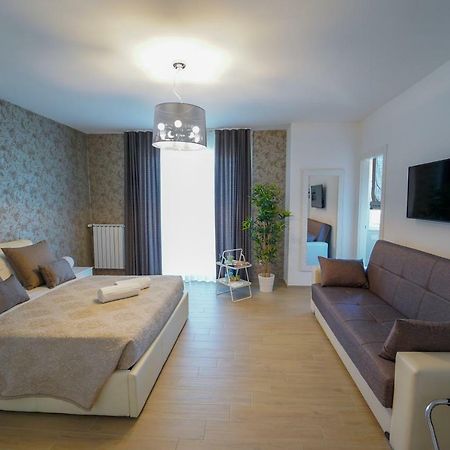 Wojtyla Airport Bari Bed and Breakfast Eksteriør billede