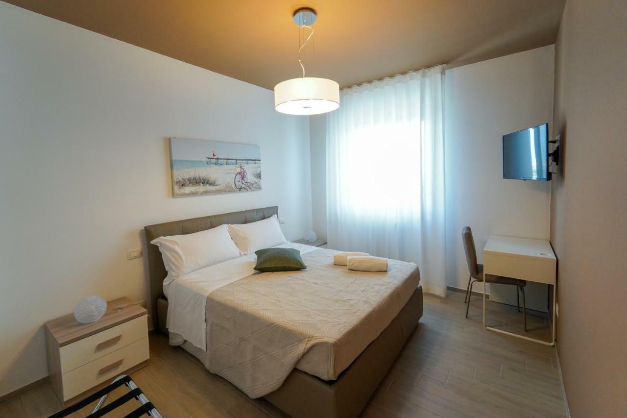 Wojtyla Airport Bari Bed and Breakfast Eksteriør billede